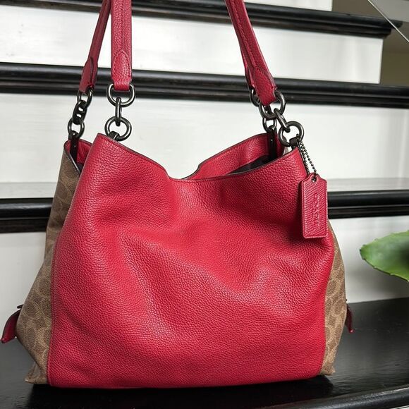 Coach Dalton 31 bag shoulder slouchy signature handbag purse like new